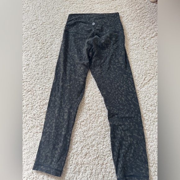 lululemon athletica Pants - Lululemon Align Crop  21" Wild Thing Camo Dark Olive Multi